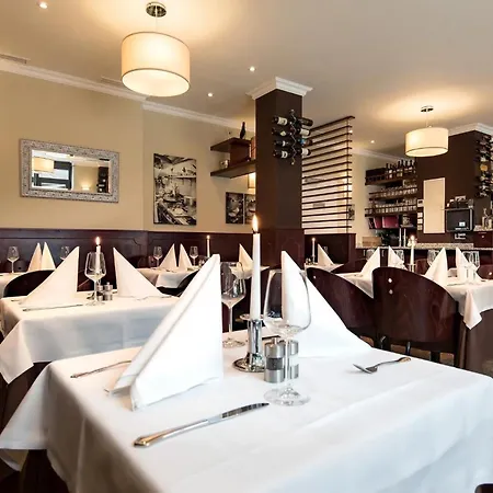 Hotel Modernes Im Hotelgebaeude - Eigenes Bad - 5 Min Zum Hauptbahnhof