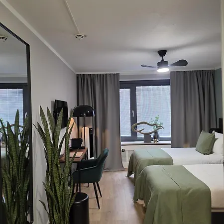 Modernes Im Hotelgebaeude - Eigenes Bad - 5 Min Zum Hauptbahnhof Hotel 4*